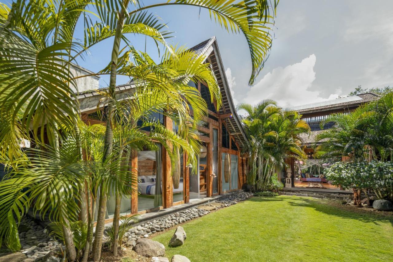 La Cabana Dijiwa Villaスミニャック エクステリア 写真